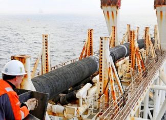 «Фортуна» против американских санкций: трубоукладчик возобновил строительство «Северного потока — 2»