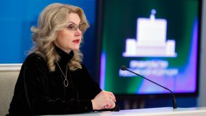 Голикова не рекомендует прививаться от коронавируса тем, кто переболел