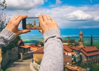 Грузия отменит действующий с марта запрет на авиасообщение