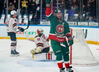 Первый участник Кубка Гагарина и чемпионат мира в Минске под угрозой срыва