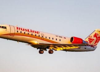 Пилота приземлявшегося в Пулково самолета ослепили лазерным лучом