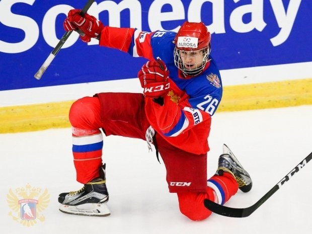 Почему Игорь Ларионов тренирует, а Зинэтула Билялетдинов — нет?