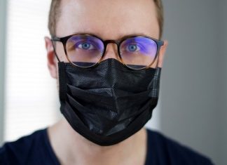 Пристальный взгляд может быть симптомом неизлечимой болезни