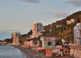 Россиянка отдохнула в дорогом крымском отеле по скидке и поделилась впечатлениями