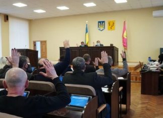 В Изюме Харьковской области подрались депутаты городского совета