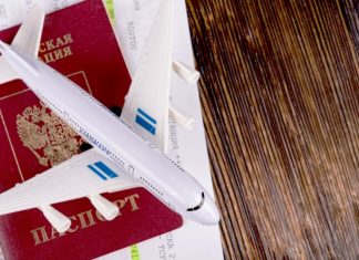 В России пока не планируют вводить «вакцинные паспорта»