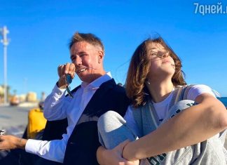 Женившийся Панин жестко отреагировал на обвинения Эвелины Бледанс