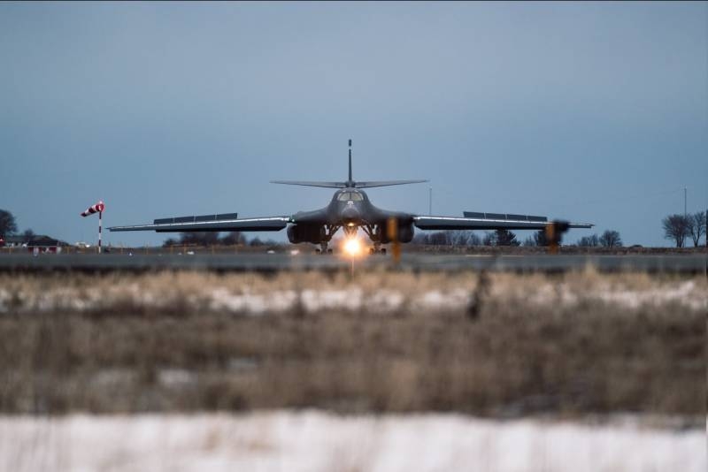 Бомбардировочная авиация США развернута у ворот Северного морского пути