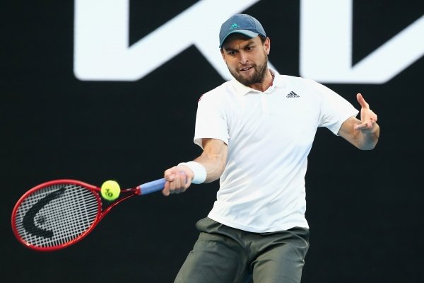 Даниил Медведев льет бальзам на раны от биатлона