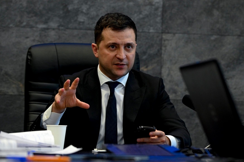 Фальшивая деолигархизация: что стоит за решением о «зачистке» Медведчука