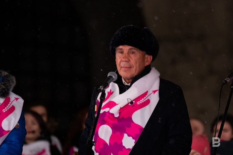 К Специальной Олимпиаде &mdash; 2022 в Казани: мокрый снег, светомузыкальный Зилант и Крутой за белым роялем