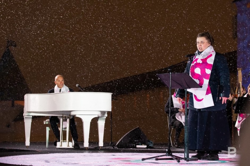 К Специальной Олимпиаде &mdash; 2022 в Казани: мокрый снег, светомузыкальный Зилант и Крутой за белым роялем