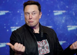 «Моих детей воспитал YouTube»: Илон Маск рассказал об отцовстве, биткоине и чипах