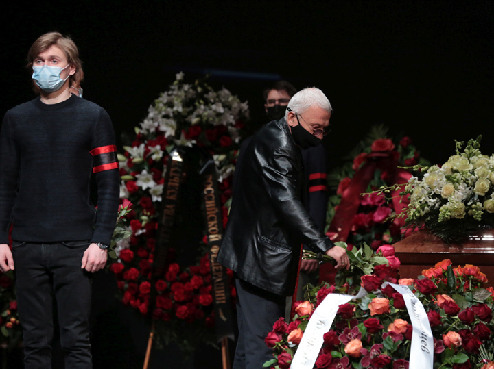 На прощании с Андреем Мягковым раскрыли его главную семейную тайну