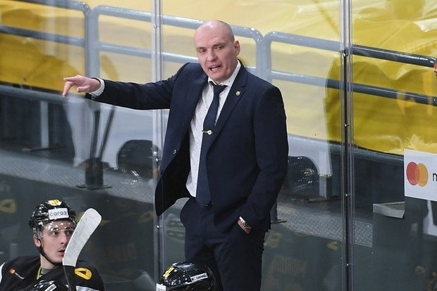 Неделя КХЛ: перебранка Разина и Людучина, итоговая восьмерка Востока и воссоединение Мозякиных в &laquo;Магнитке&raquo;