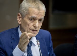 Онищенко дал прогноз по устареванию вакцин от коронавируса