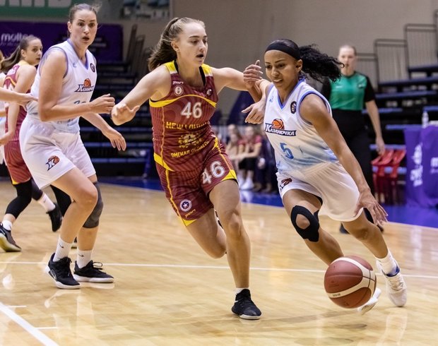 От спортсменок &mdash; с любовью