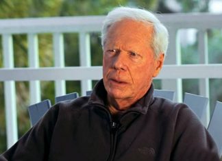 Пол Крейг Робертс: Если США не научатся уважать Россию, будет война