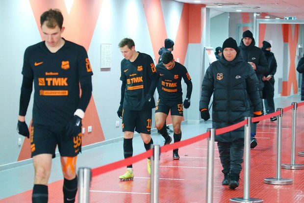 РПЛ нужен потолок зарплат, а не сокращение и плей-офф