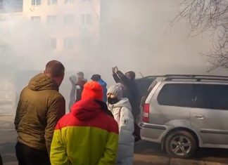 Соратники радикала Стерненко после оглашения приговора атаковали силовиков в Одессе