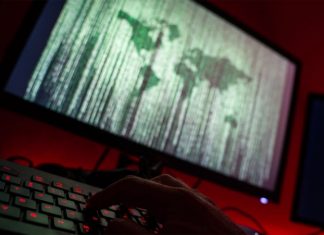 «Удивительно простая тактика»: как удалось взломать Microsoft и Apple