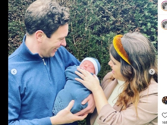 Внучка Елизаветы II раскрыла имя новорожденного сына и показала его