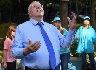 Жириновский предложил ограничить вес чиновников ста килограммами