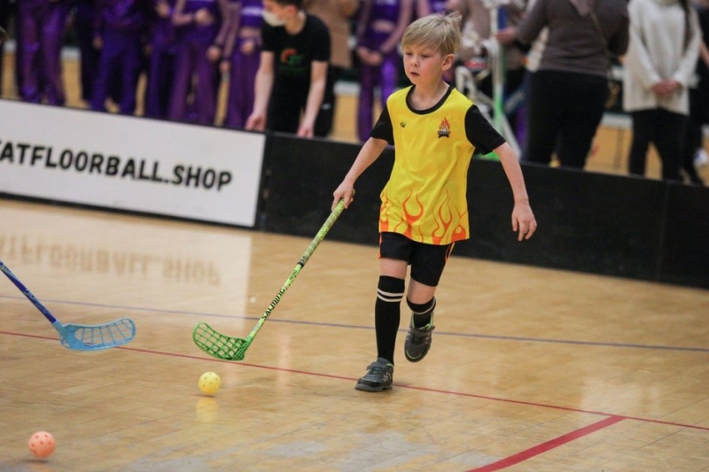 Борьба за &laquo;Золотую клюшку&raquo;: в Казани стартовал турнир по флорболу