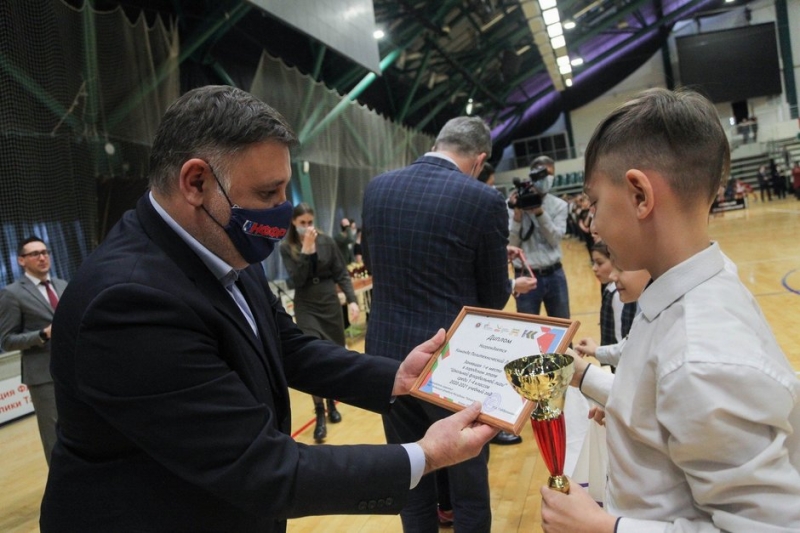 Борьба за &laquo;Золотую клюшку&raquo;: в Казани стартовал турнир по флорболу