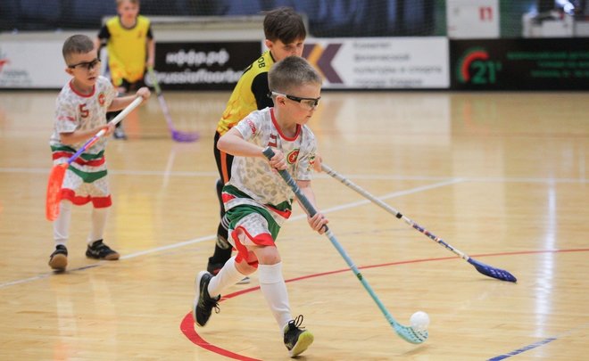 Борьба за &laquo;Золотую клюшку&raquo;: в Казани стартовал турнир по флорболу