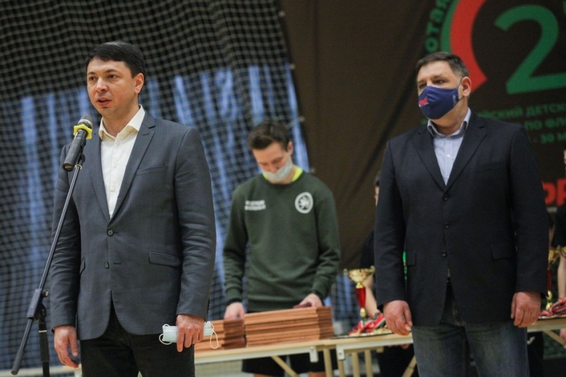 Борьба за &laquo;Золотую клюшку&raquo;: в Казани стартовал турнир по флорболу