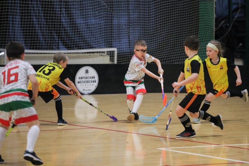 Борьба за &laquo;Золотую клюшку&raquo;: в Казани стартовал турнир по флорболу
