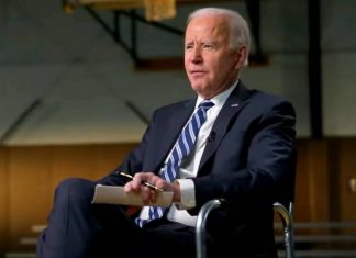 Читатели Daily Mail высмеяли грубые слова Джо Байдена об «убийце Путине»