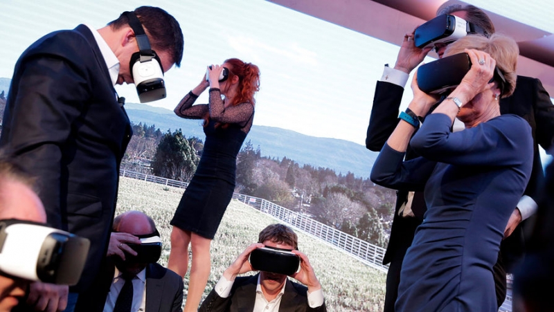 Чтение мыслей и «телепортация»: Цукерберг описал будущее VR-технологий