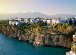 «Дешево не значит плохо»: россиянин рассказал о бюджетном отдыхе в Анталии