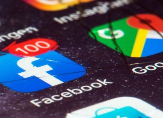 Для поддержки IT: Россия готовит налог для Google и Facebook