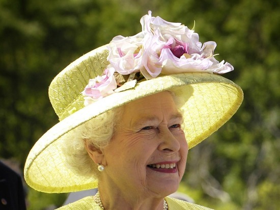 Елизавета II отказалась подписывать важное заявление по Гарри и Маркл