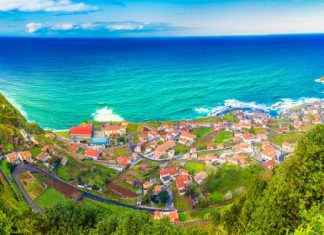 Еще один регион готов принимать вакцинированных туристов