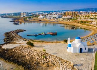 Кипр откроется для россиян с 1 апреля. Карантин отменен