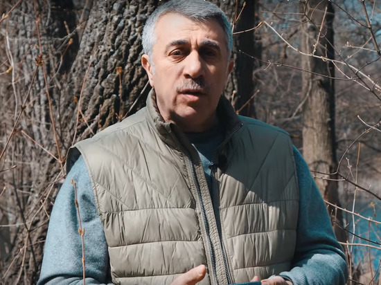 Комаровский рассказал о способе избавиться от кашля после COVID-19