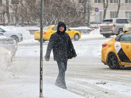 Лайфхак, как выгодно доехать на такси в снегопад