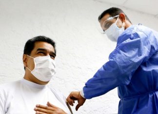 Марков: Спутник V — лучшая вакцина в мире