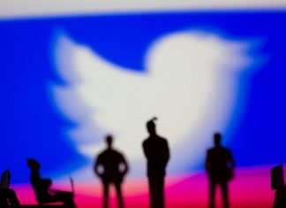 Месяц на исправление: что будет с Twitter в России