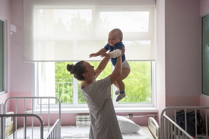 Минздрав РФ предложил разрешить лечение детей препаратами для взрослых