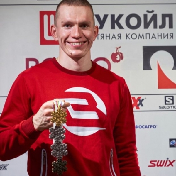 На лыжном чемпионате мира Россия выехала на &laquo;горбу&raquo; Александра Большунова