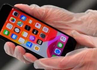 На устройствах Apple появится российское ПО
