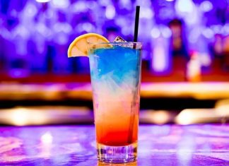 Нарколог назвал самый вредный способ приема алкоголя