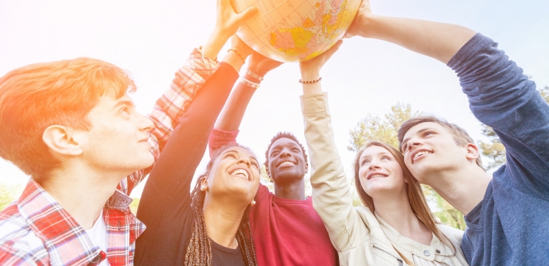 Названы страны, где нужно меньше всего денег, чтобы быть счастливым