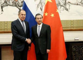 Отношения Китая и России будут развиваться по всем направлениям – МИД КНР