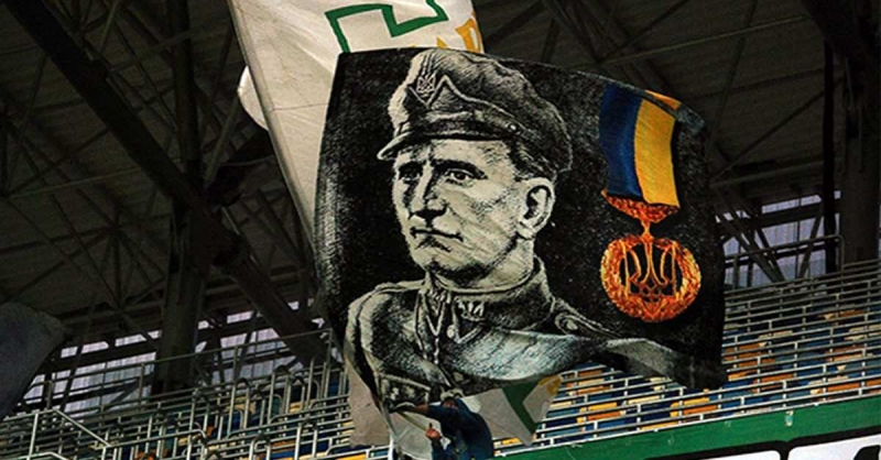 Переименование тернопольского стадиона именем Шухевича привело к международному скандалу